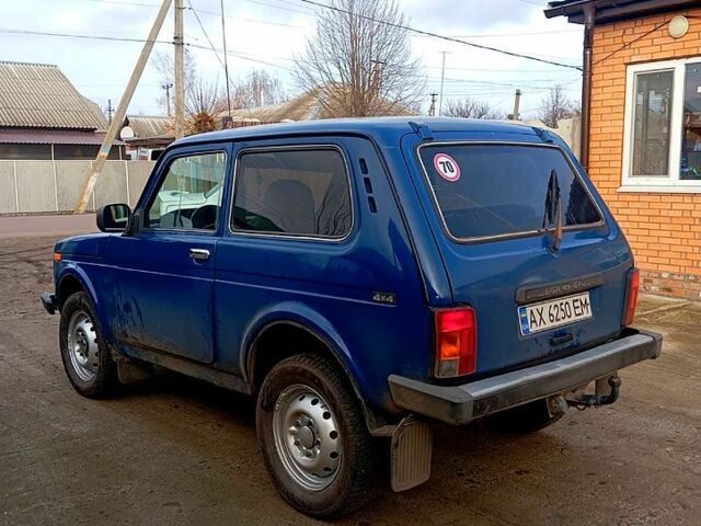 Синий ВАЗ Нива, объемом двигателя 1.7 л и пробегом 200 тыс. км за 3000 $, фото 1 на Automoto.ua