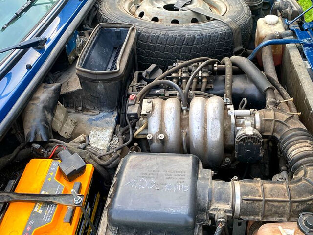 Синий ВАЗ Нива, объемом двигателя 1.7 л и пробегом 178 тыс. км за 5100 $, фото 2 на Automoto.ua