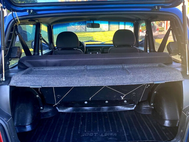Синий ВАЗ Нива, объемом двигателя 1.7 л и пробегом 178 тыс. км за 5100 $, фото 5 на Automoto.ua