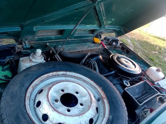 Зеленый ВАЗ Нива, объемом двигателя 1.5 л и пробегом 198 тыс. км за 1150 $, фото 5 на Automoto.ua