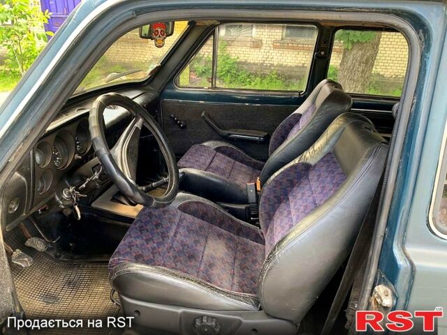 Зеленый ВАЗ Нива, объемом двигателя 1.7 л и пробегом 100 тыс. км за 1000 $, фото 5 на Automoto.ua