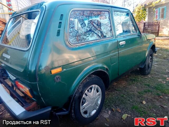 Зеленый ВАЗ Нива, объемом двигателя 1.5 л и пробегом 198 тыс. км за 1150 $, фото 8 на Automoto.ua