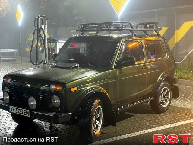 Зелений ВАЗ Нива, об'ємом двигуна 1.6 л та пробігом 35 тис. км за 3700 $, фото 2 на Automoto.ua