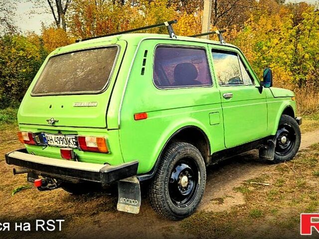 Зеленый ВАЗ Нива, объемом двигателя 1.6 л и пробегом 0 тыс. км за 2100 $, фото 3 на Automoto.ua