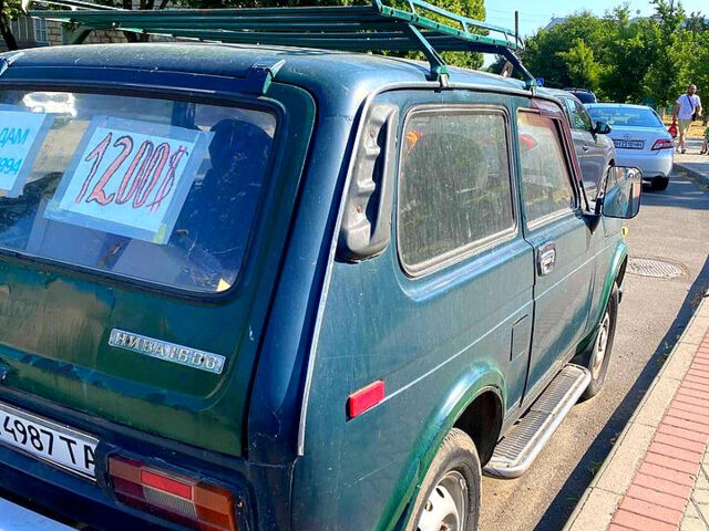 Зеленый ВАЗ Нива, объемом двигателя 1.6 л и пробегом 0 тыс. км за 1200 $, фото 1 на Automoto.ua