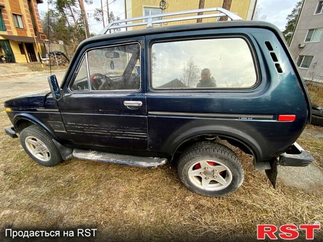 Зеленый ВАЗ Нива, объемом двигателя 1.6 л и пробегом 0 тыс. км за 2000 $, фото 3 на Automoto.ua
