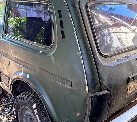 Зелений ВАЗ Нива, об'ємом двигуна 1.6 л та пробігом 200 тис. км за 1200 $, фото 2 на Automoto.ua