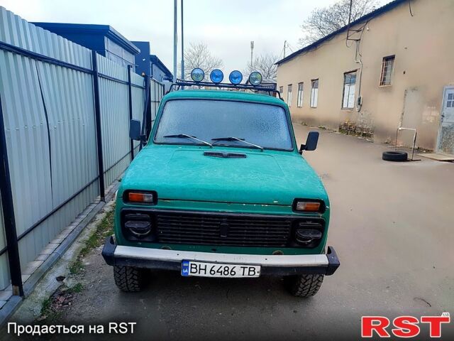 Зелений ВАЗ Нива, об'ємом двигуна 1.6 л та пробігом 80 тис. км за 1650 $, фото 8 на Automoto.ua
