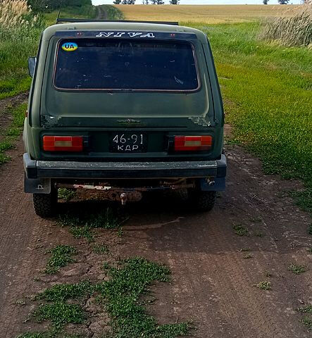 Зеленый ВАЗ Нива, объемом двигателя 1.5 л и пробегом 0 тыс. км за 2250 $, фото 3 на Automoto.ua