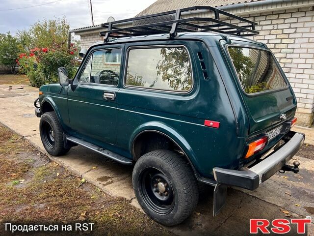 ВАЗ Нива 1986 у Кременчуге на Automoto.ua Зелений ВАЗ Нива, об'ємом двигуна 1.6 л та пробігом 200 тис. км за 2200 $, фото 6 на Automoto.ua