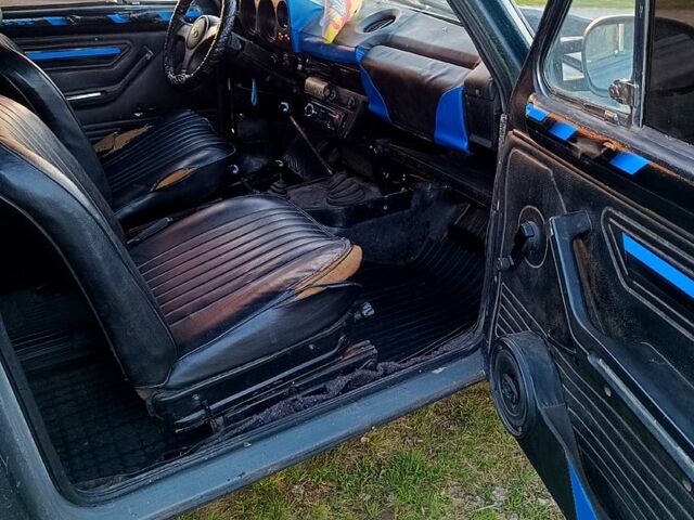 Зелений ВАЗ Нива, об'ємом двигуна 16 л та пробігом 0 тис. км за 1250 $, фото 10 на Automoto.ua