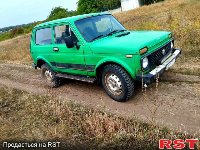 Зелений ВАЗ Нива, об'ємом двигуна 1.6 л та пробігом 32 тис. км за 780 $, фото 1 на Automoto.ua