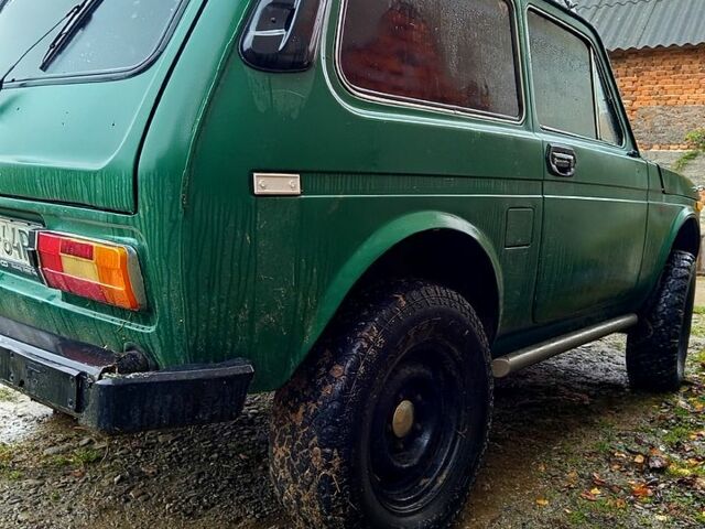 Зеленый ВАЗ Нива, объемом двигателя 1.6 л и пробегом 1 тыс. км за 2400 $, фото 1 на Automoto.ua