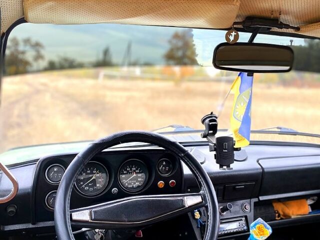ВАЗ Нива 1989 у Барвенковом на Automoto.ua Зелений ВАЗ Нива, об'ємом двигуна 1.6 л та пробігом 123 тис. км за 3150 $, фото 7 на Automoto.ua