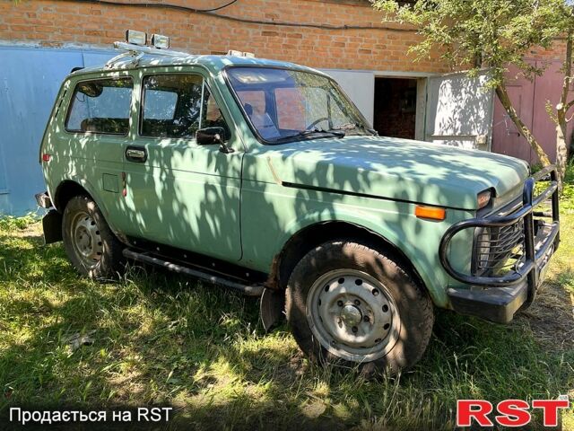 Зелений ВАЗ Нива, об'ємом двигуна 1.6 л та пробігом 0 тис. км за 1800 $, фото 1 на Automoto.ua