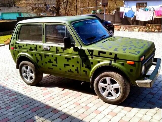 Зеленый ВАЗ Нива, объемом двигателя 1.6 л и пробегом 15 тыс. км за 1200 $, фото 1 на Automoto.ua