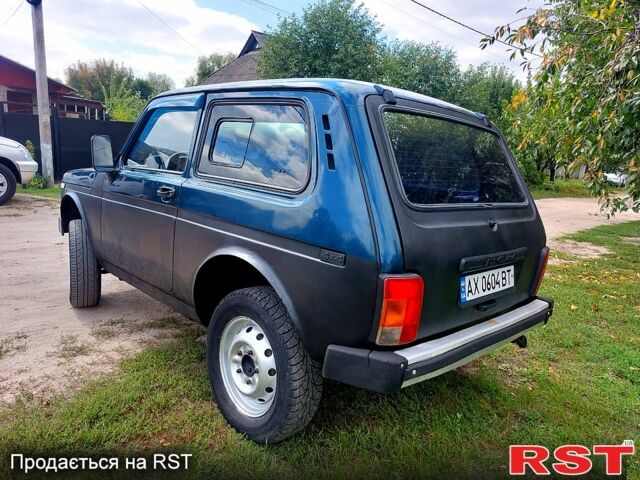 Зеленый ВАЗ Нива, объемом двигателя 1.7 л и пробегом 275 тыс. км за 1500 $, фото 6 на Automoto.ua