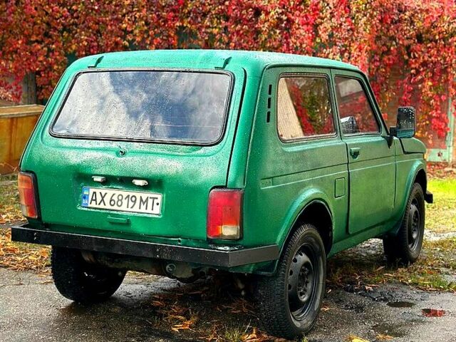 Зеленый ВАЗ Нива, объемом двигателя 1.7 л и пробегом 150 тыс. км за 1700 $, фото 2 на Automoto.ua