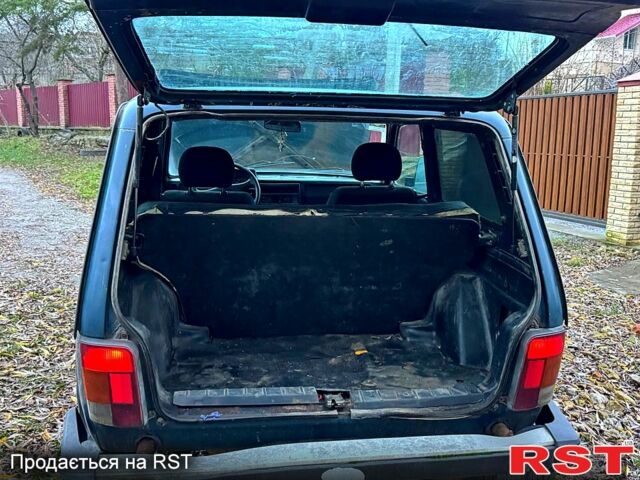 Зелений ВАЗ Нива, об'ємом двигуна 1.7 л та пробігом 300 тис. км за 1500 $, фото 10 на Automoto.ua