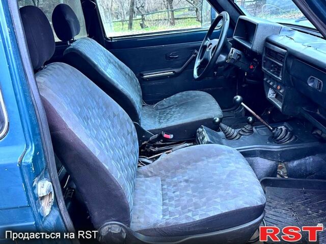 Зелений ВАЗ Нива, об'ємом двигуна 1.7 л та пробігом 300 тис. км за 1500 $, фото 11 на Automoto.ua