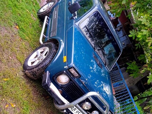 ВАЗ Нива 2002 у Бару на Automoto.ua Зелений ВАЗ Нива, об'ємом двигуна 1.7 л та пробігом 120 тис. км за 1800 $, фото 3 на Automoto.ua