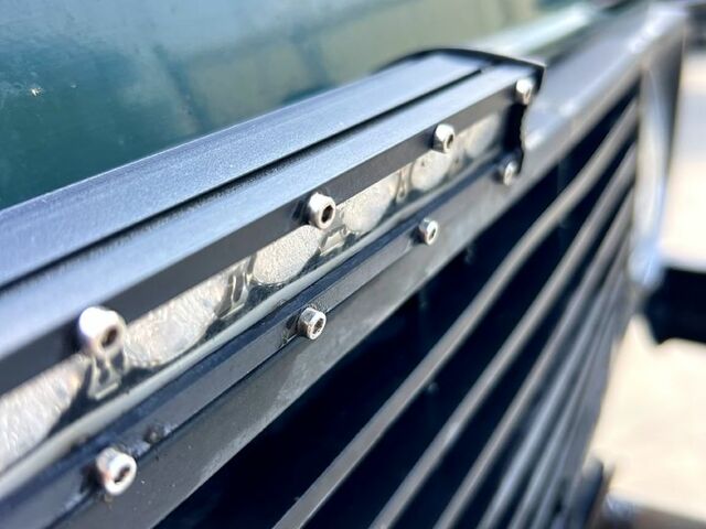 Зелений ВАЗ Нива, об'ємом двигуна 1.7 л та пробігом 100 тис. км за 2300 $, фото 2 на Automoto.ua