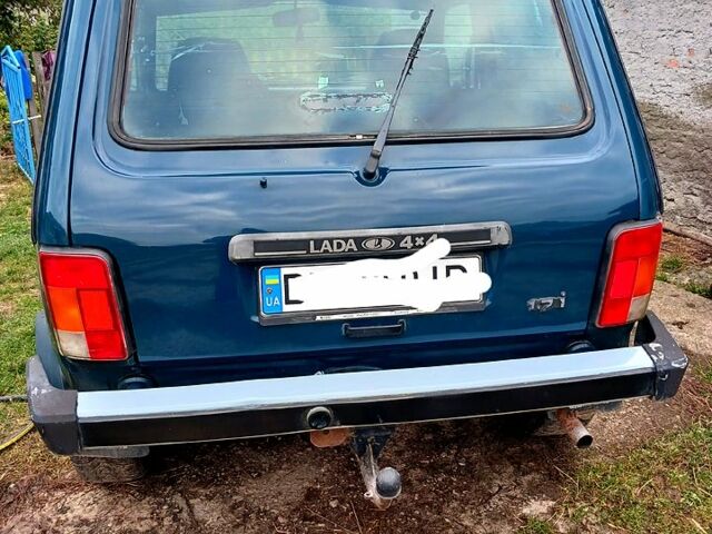 Зеленый ВАЗ Нива, объемом двигателя 1.7 л и пробегом 107 тыс. км за 4000 $, фото 2 на Automoto.ua