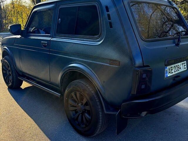 Зелений ВАЗ Нива, об'ємом двигуна 1.7 л та пробігом 156 тис. км за 4950 $, фото 5 на Automoto.ua