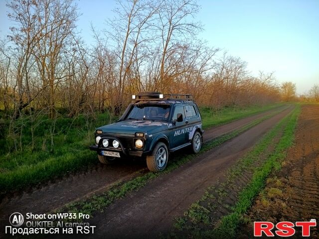 Зеленый ВАЗ Нива, объемом двигателя 1.7 л и пробегом 150 тыс. км за 2700 $, фото 1 на Automoto.ua