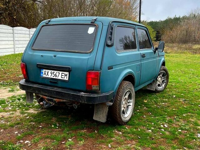 Зеленый ВАЗ Нива, объемом двигателя 1.7 л и пробегом 235 тыс. км за 2700 $, фото 2 на Automoto.ua