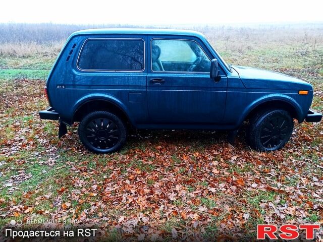 Зеленый ВАЗ Нива, объемом двигателя 1.7 л и пробегом 357 тыс. км за 2600 $, фото 7 на Automoto.ua