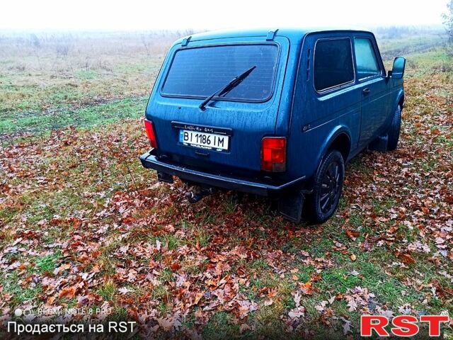 Зеленый ВАЗ Нива, объемом двигателя 1.7 л и пробегом 357 тыс. км за 2600 $, фото 5 на Automoto.ua