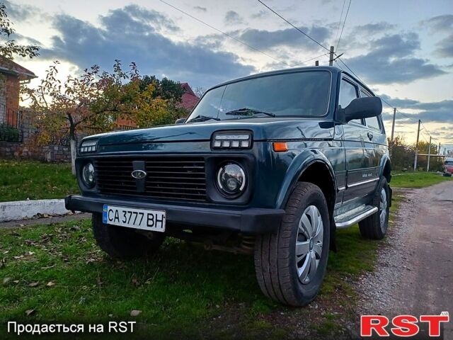 Зелений ВАЗ Нива, об'ємом двигуна 1.7 л та пробігом 186 тис. км за 3000 $, фото 5 на Automoto.ua