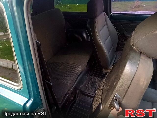Зелений ВАЗ Нива, об'ємом двигуна 1.7 л та пробігом 186 тис. км за 3000 $, фото 11 на Automoto.ua