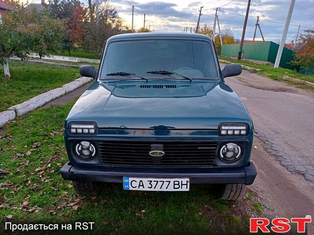 Зелений ВАЗ Нива, об'ємом двигуна 1.7 л та пробігом 186 тис. км за 3000 $, фото 9 на Automoto.ua