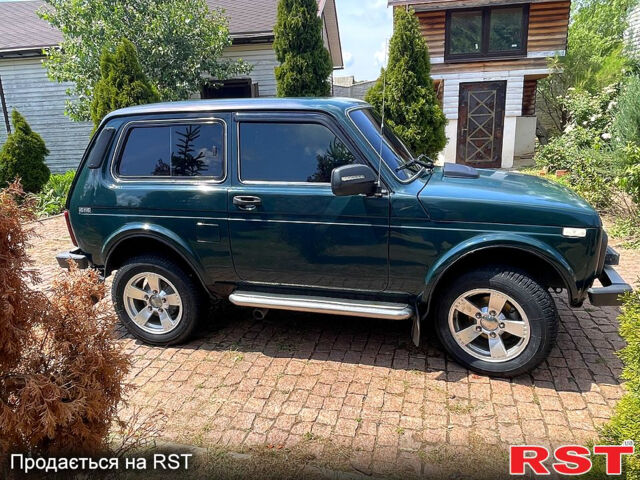 Зелений ВАЗ Нива, об'ємом двигуна 1.7 л та пробігом 104 тис. км за 6500 $, фото 5 на Automoto.ua