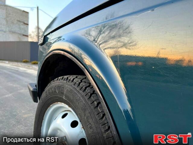 Зеленый ВАЗ Нива, объемом двигателя 1.7 л и пробегом 175 тыс. км за 4150 $, фото 2 на Automoto.ua