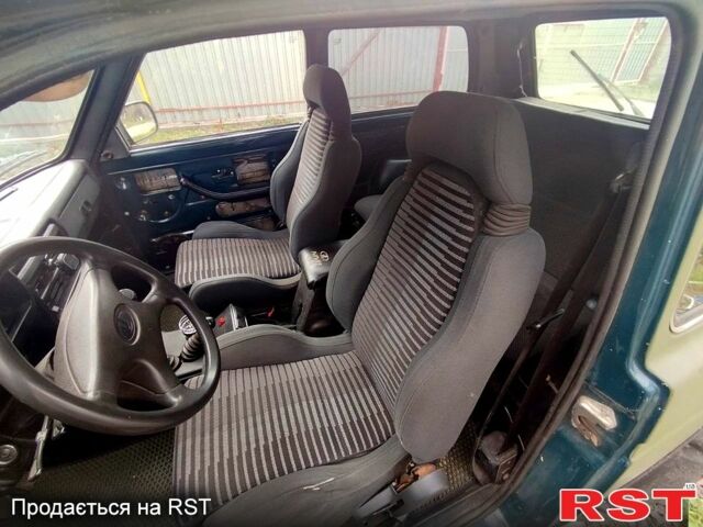 Зеленый ВАЗ Нива, объемом двигателя 1.7 л и пробегом 150 тыс. км за 3500 $, фото 3 на Automoto.ua