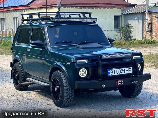 Зеленый ВАЗ Нива, объемом двигателя 1.7 л и пробегом 160 тыс. км за 4650 $, фото 5 на Automoto.ua
