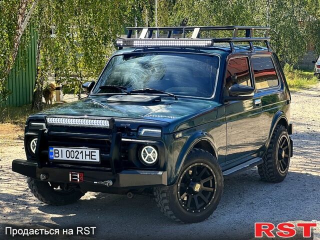 Зеленый ВАЗ Нива, объемом двигателя 1.7 л и пробегом 160 тыс. км за 4650 $, фото 1 на Automoto.ua