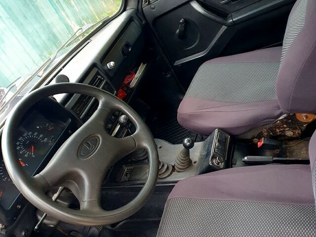 Зеленый ВАЗ Нива, объемом двигателя 1.7 л и пробегом 15 тыс. км за 3990 $, фото 11 на Automoto.ua