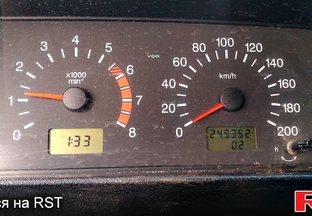 Зеленый ВАЗ Нива, объемом двигателя 1.7 л и пробегом 249 тыс. км за 3500 $, фото 4 на Automoto.ua