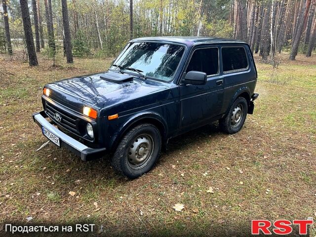 Зеленый ВАЗ Нива, объемом двигателя 1.7 л и пробегом 142 тыс. км за 3600 $, фото 7 на Automoto.ua