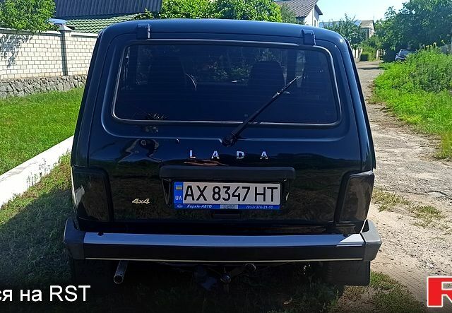 Зеленый ВАЗ Нива, объемом двигателя 1.7 л и пробегом 74 тыс. км за 6500 $, фото 3 на Automoto.ua