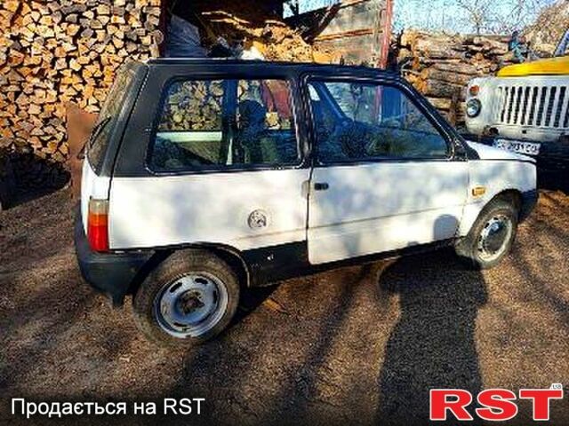Белый ВАЗ Ока, объемом двигателя 0.7 л и пробегом 100 тыс. км за 520 $, фото 4 на Automoto.ua