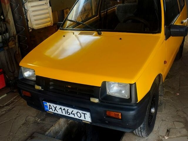 Желтый ВАЗ Ока, объемом двигателя 0.8 л и пробегом 0 тыс. км за 1400 $, фото 5 на Automoto.ua