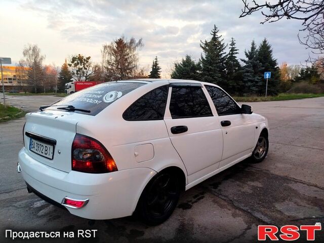 Білий ВАЗ Priora, об'ємом двигуна 1.6 л та пробігом 230 тис. км за 2150 $, фото 6 на Automoto.ua