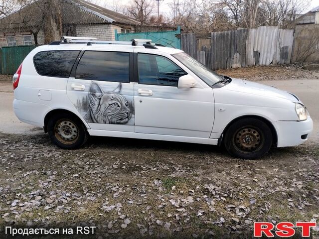 Белый ВАЗ Priora, объемом двигателя 1.6 л и пробегом 213 тыс. км за 1850 $, фото 4 на Automoto.ua