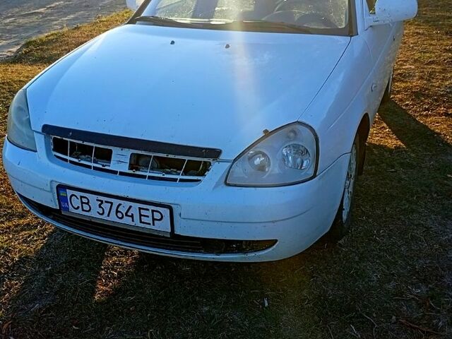 Белый ВАЗ Priora, объемом двигателя 1.6 л и пробегом 24 тыс. км за 2000 $, фото 1 на Automoto.ua