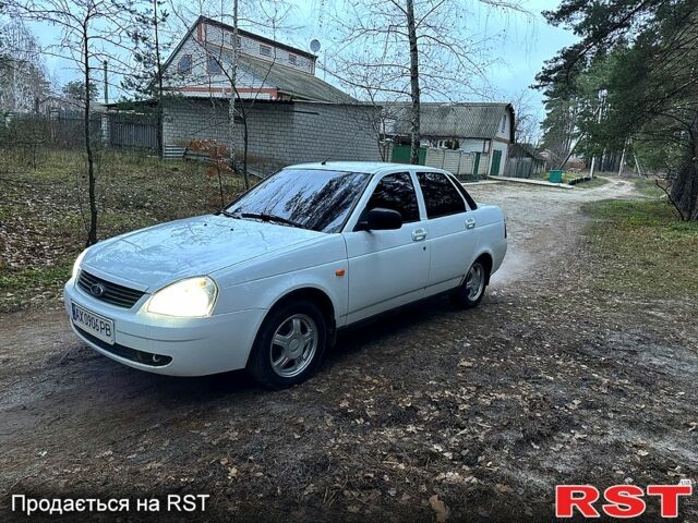 Белый ВАЗ Priora, объемом двигателя 1.6 л и пробегом 145 тыс. км за 3100 $, фото 8 на Automoto.ua